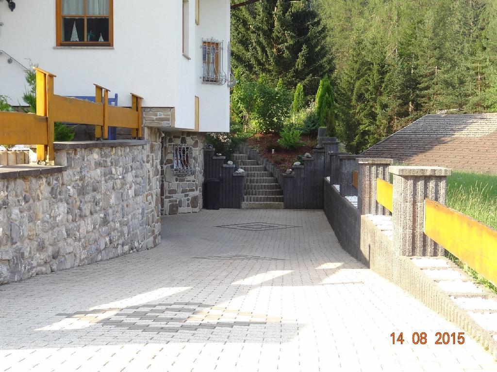 Alpen-Chalet Ehrwald Szoba fotó